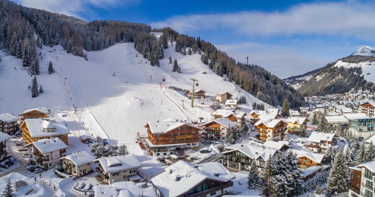 Chalet Elisabeth Dolomites Alpin & Charme Selva di Val Gardena Exterior photo