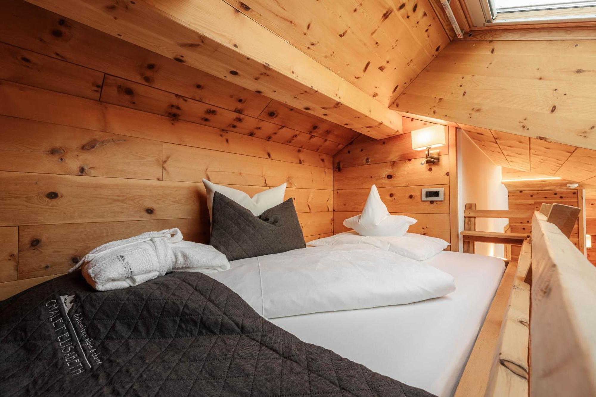 Chalet Elisabeth Dolomites Alpin & Charme Selva di Val Gardena Exterior photo